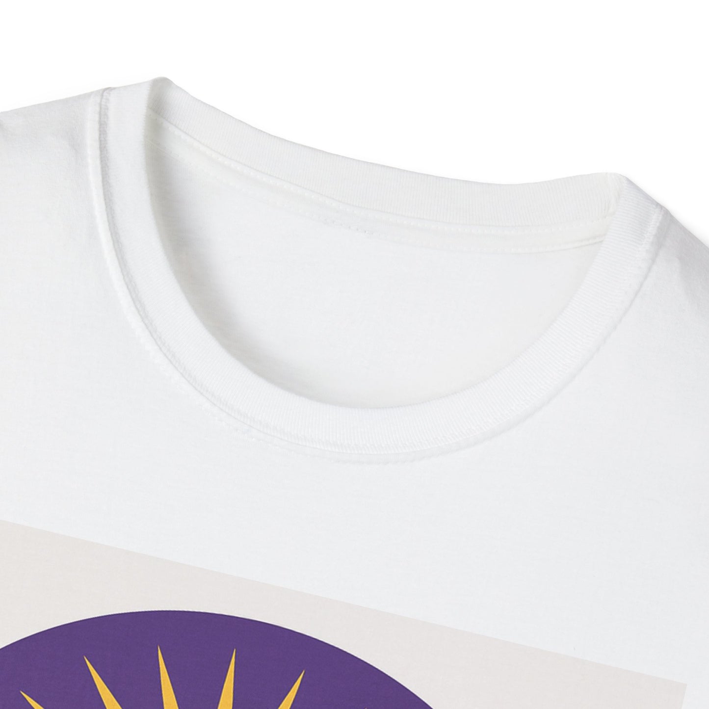 Giraffe Victory Unisex T-Shirt, Soft Cotton Tee for Nature Lovers, Inspirational Gift, Casual Wear, Perfect for Birthdays, Celebrations